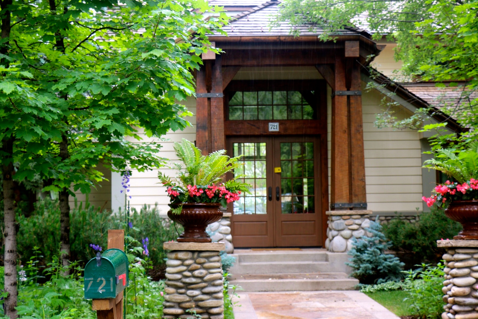 Potted Flower Entry in Aspen Home