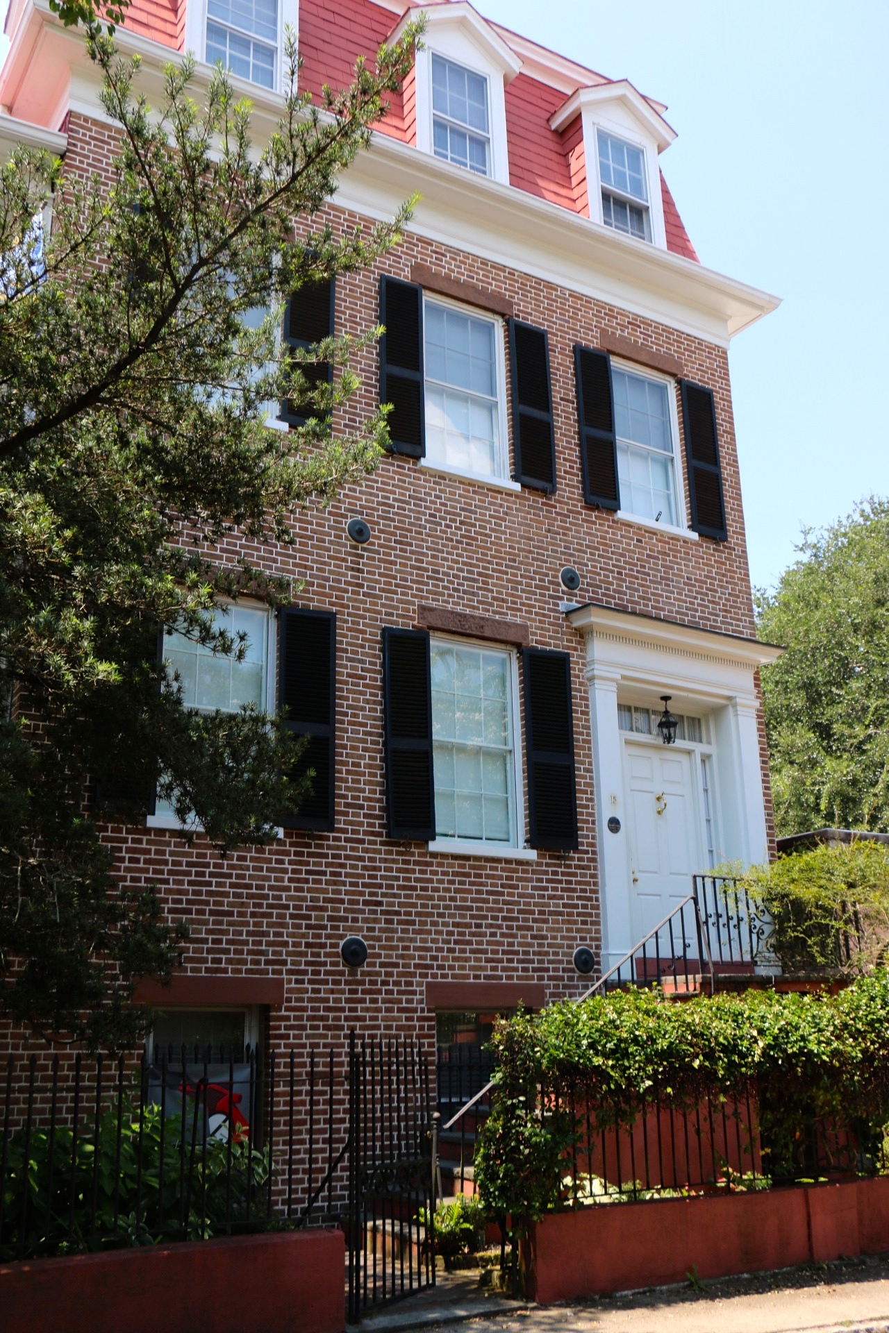 TPB Red brick georgian home in Charleston
