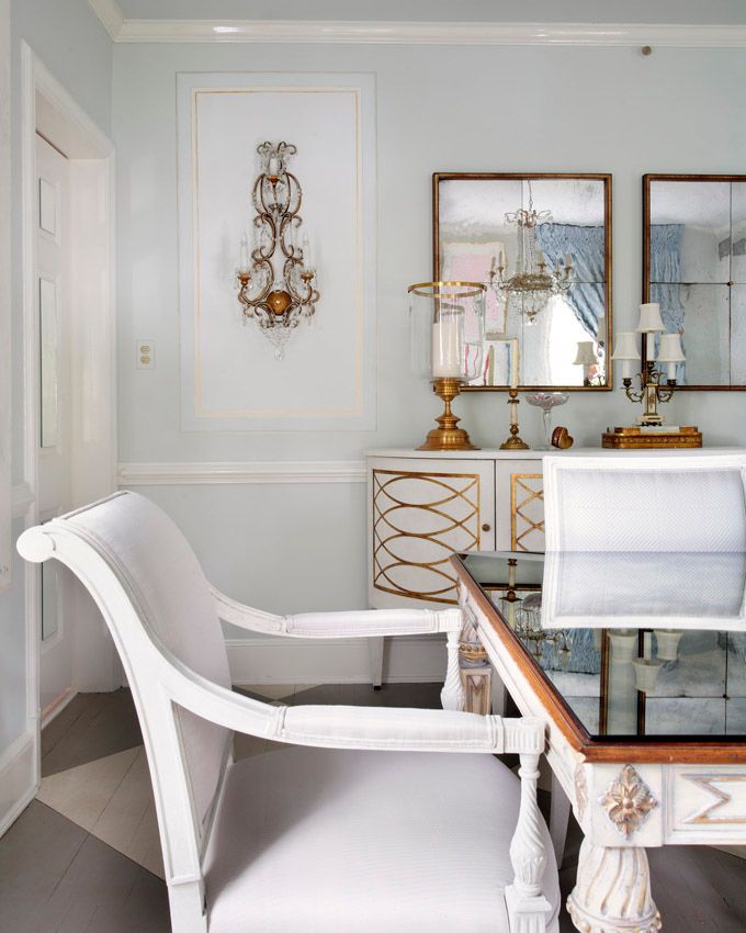 A dining room by Suellen Gregory via House of Turquoise