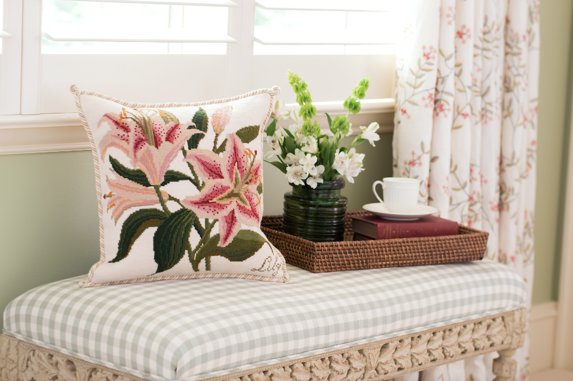Classic look of Elizabeth Bradley Home Pillows