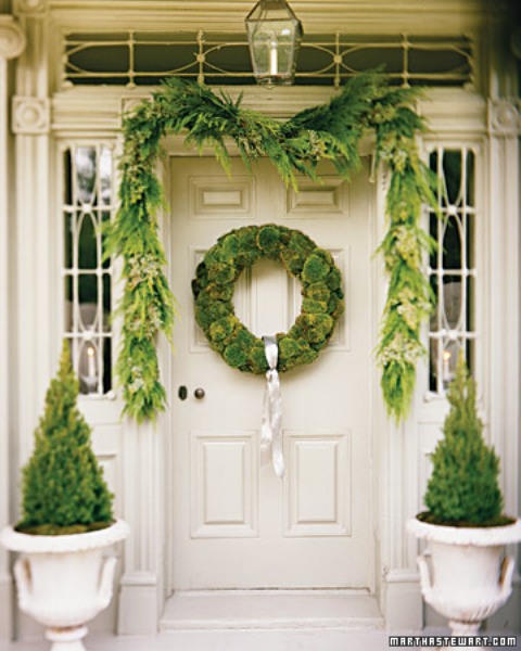 Stunning holiday garland via Martha Stewart