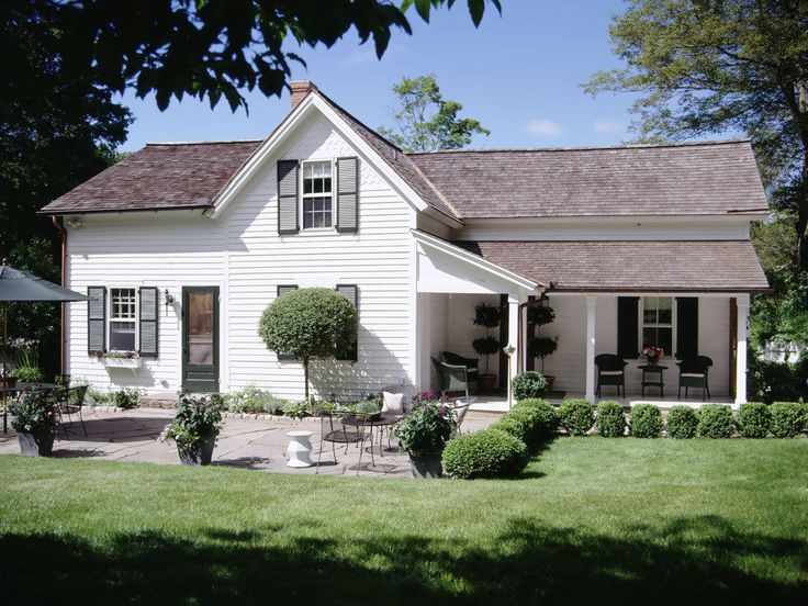 Philip Gorrivan designed country house in Washington CT