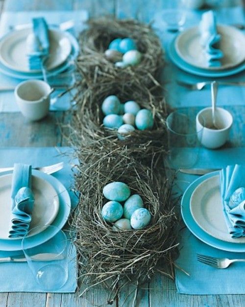 Blue Easter Decor via Shelerness