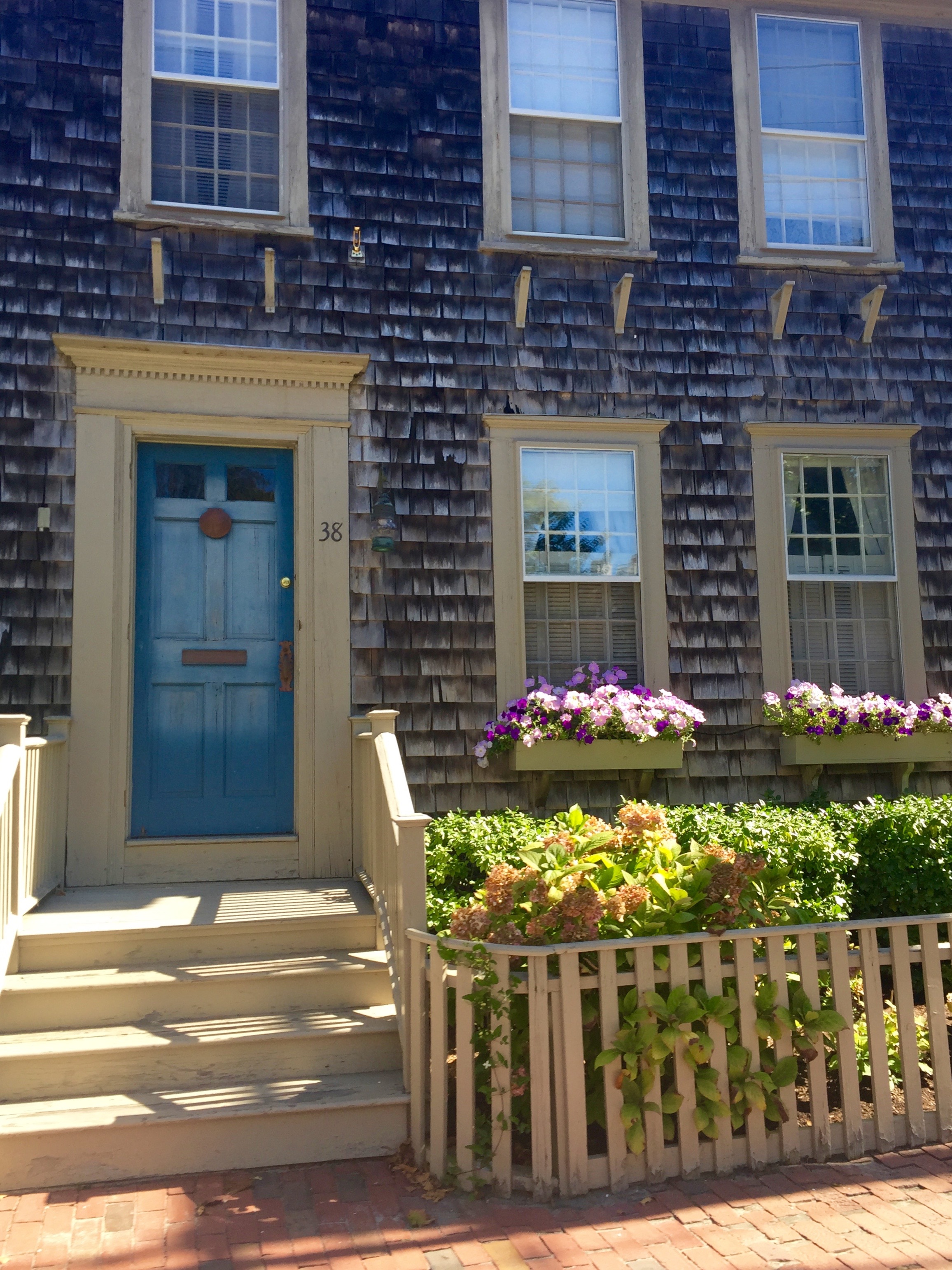 Nantucket Architecture _The Potted Boxwood 23