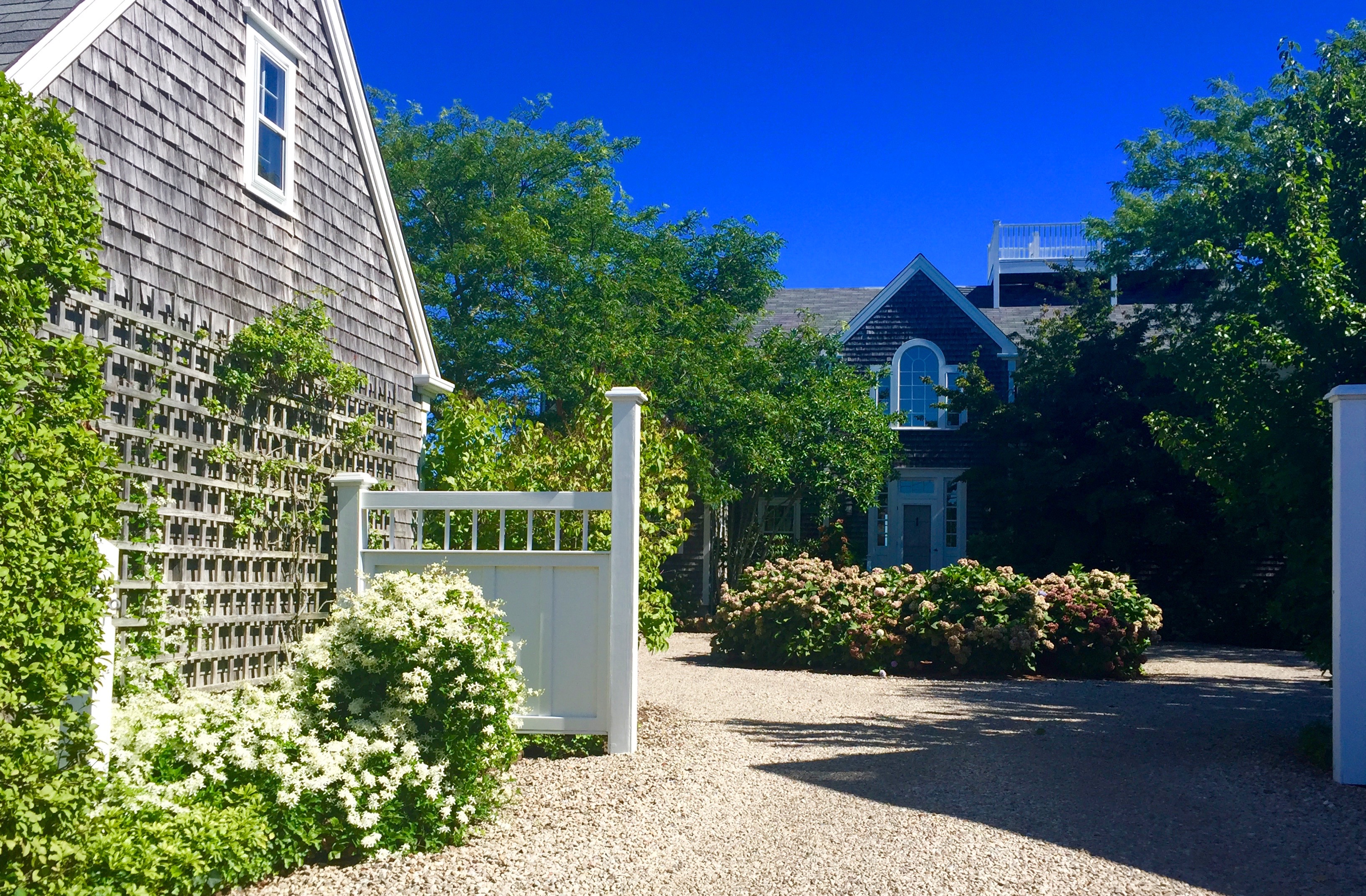 Nantucket Architecture _The Potted Boxwood 54