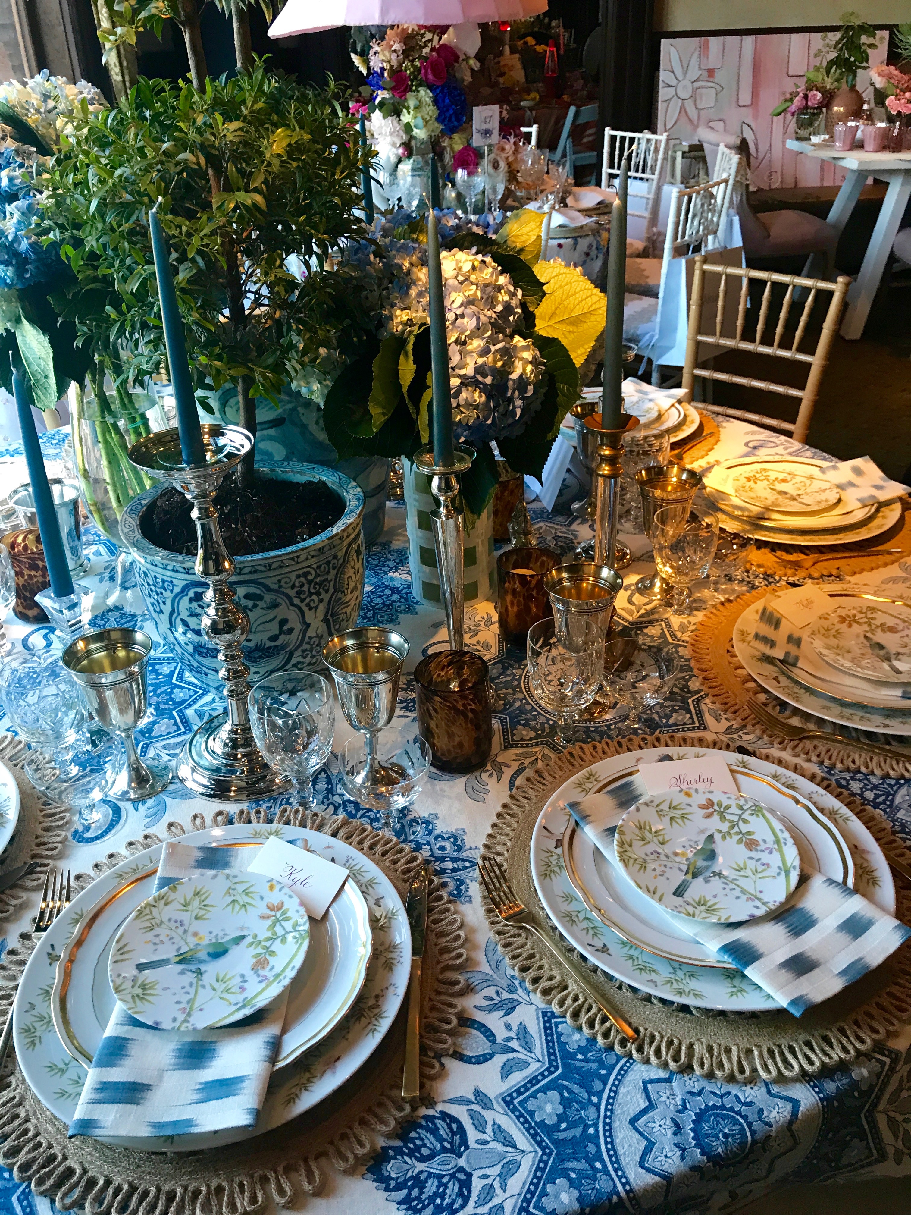KKG Tablescapes 2017 photo by the potted boxwood 3