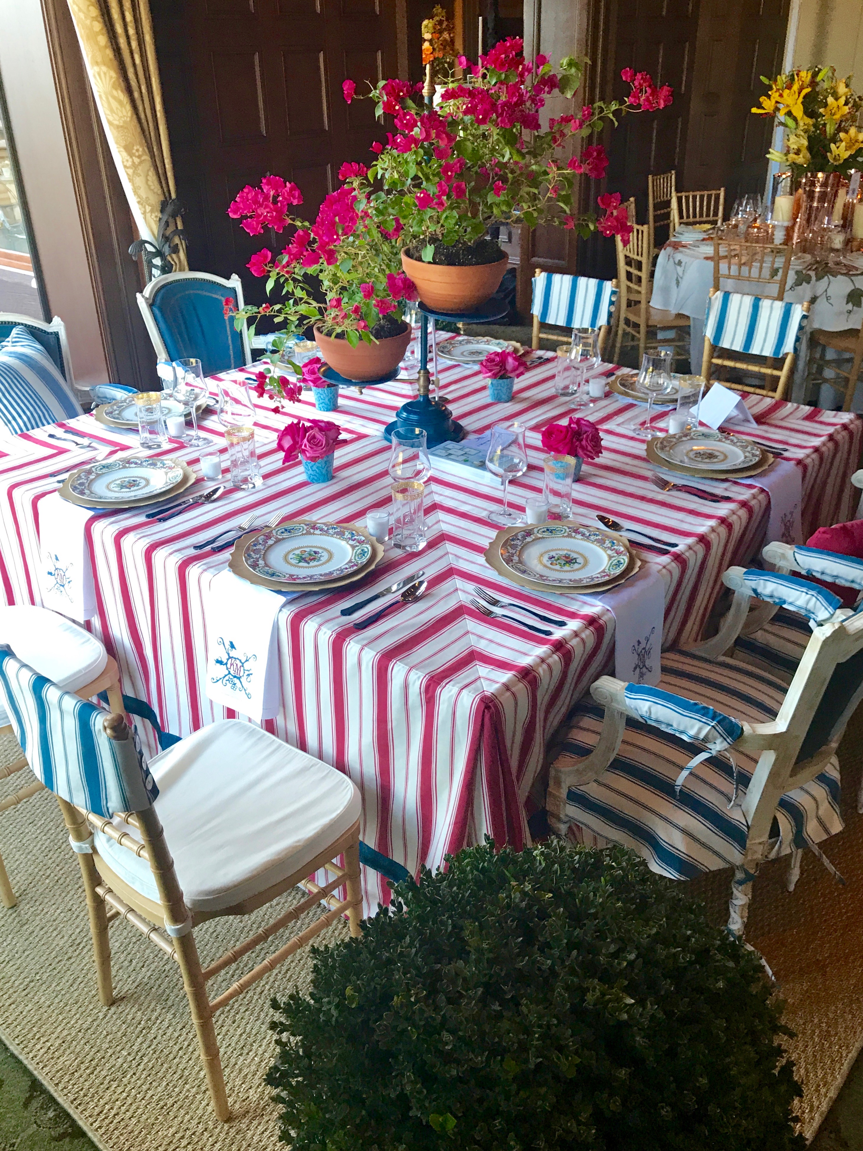 KKG Tablescapes 2017 photo by the potted boxwood 6