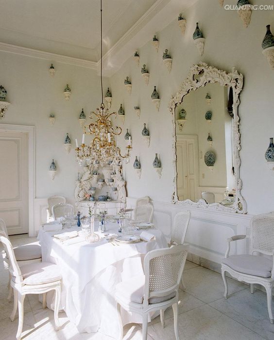 Dining room via Pinterest