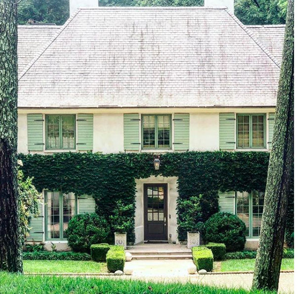 Atlanta home photo by The Potted Boxwood
