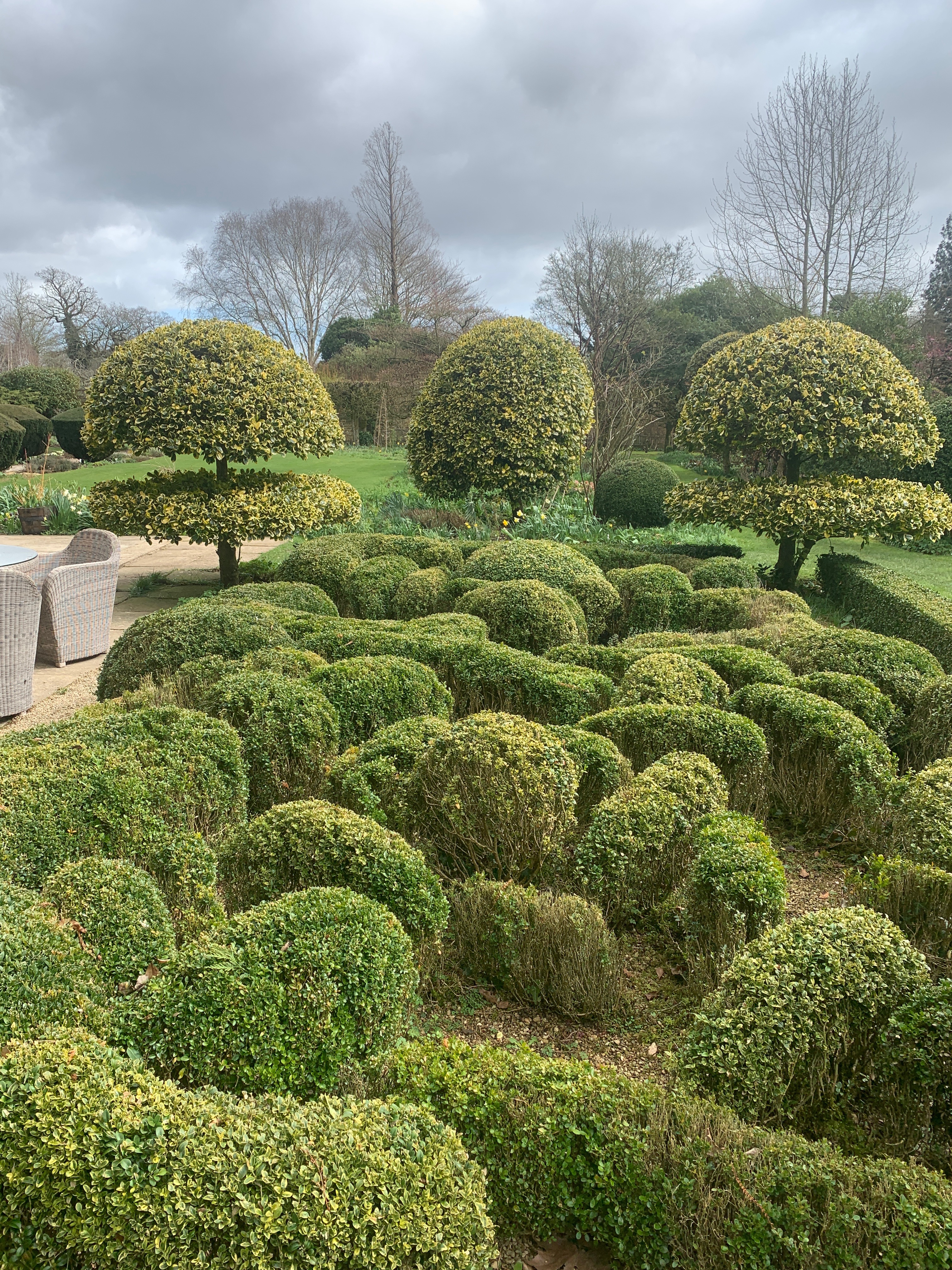 Cotswolds photo by Christina Dandar for The Potted Boxwood. 12